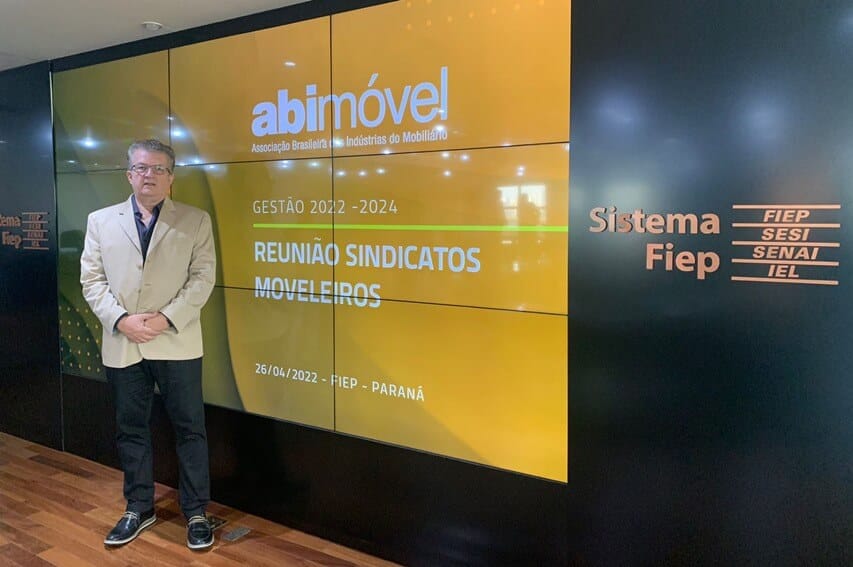 Presidente do Sindmóveis participa de evento da Associação Brasileira das Indústrias do Mobiliário na FIEP